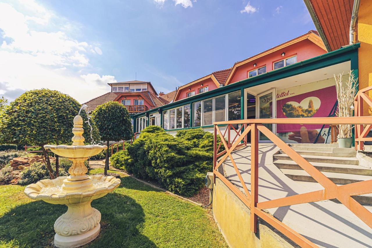 Martoni Resort & Restaurant Szigetszentmarton Экстерьер фото