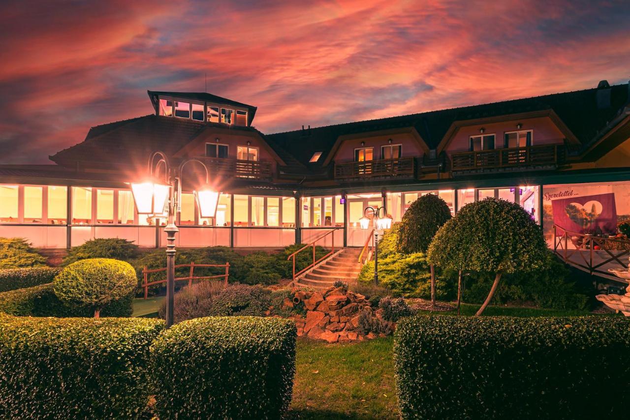 Martoni Resort & Restaurant Szigetszentmarton Экстерьер фото